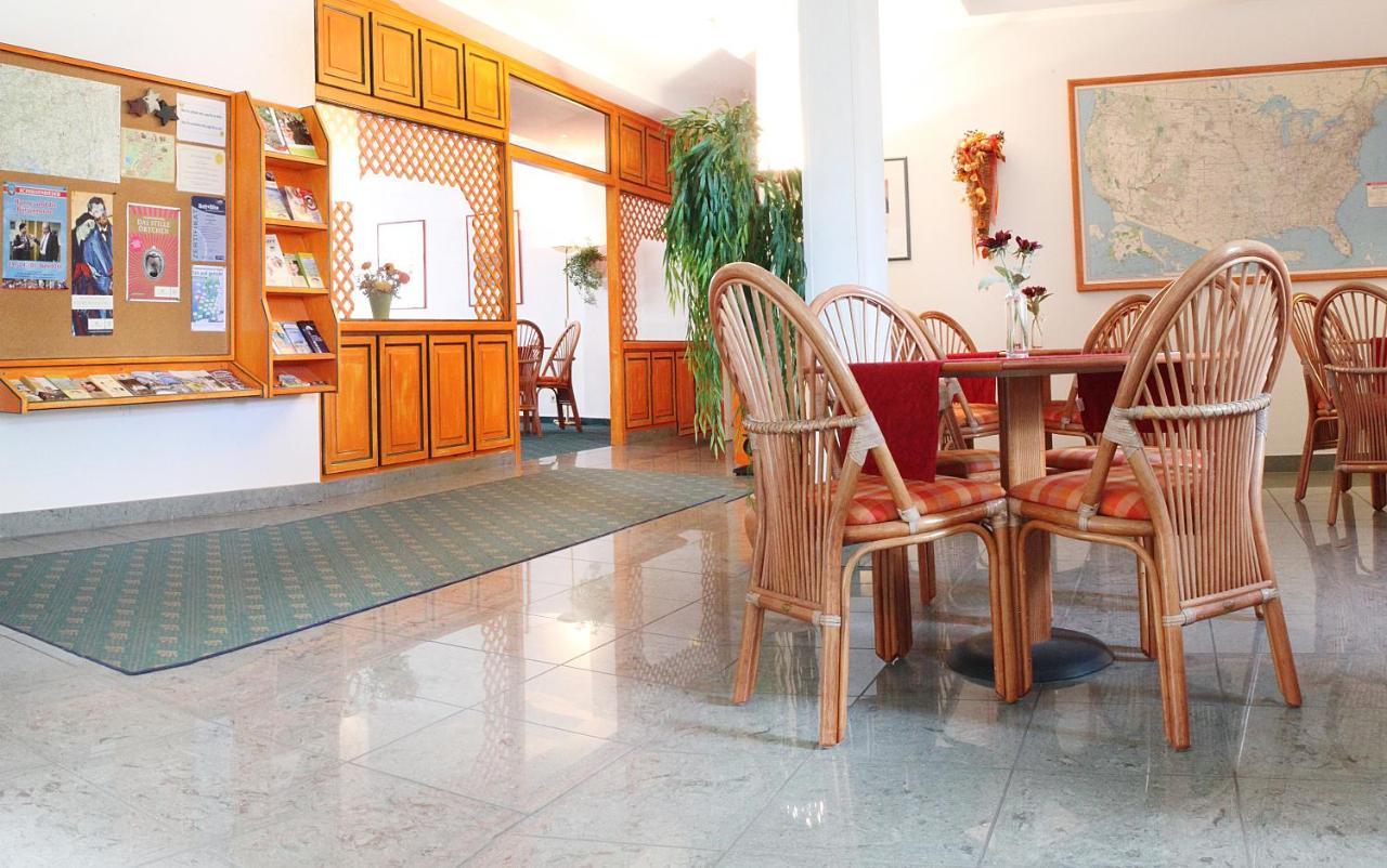 Hotel Amerika Бад Шусенрид Екстериор снимка